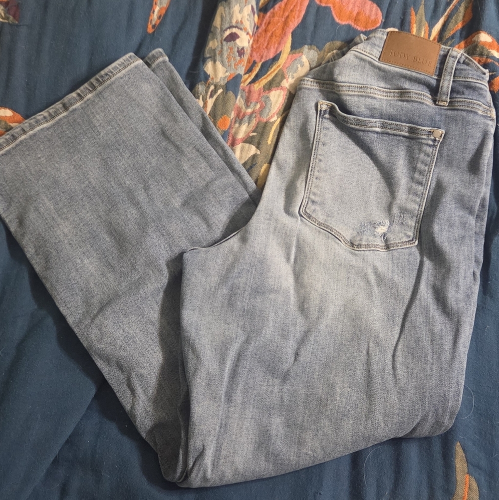Judy Blue Light Wash Blue Jeans